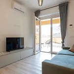 Urban Oasis With Patio Labicana Near Termini Διαμέρισμα *