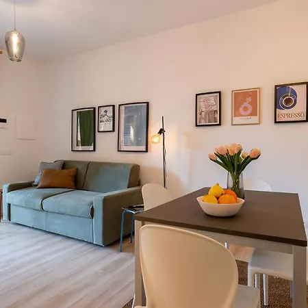 Διαμέρισμα Urban Oasis With Patio Labicana Near Termini
