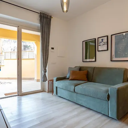 Διαμέρισμα Urban Oasis With Patio Labicana Near Termini *